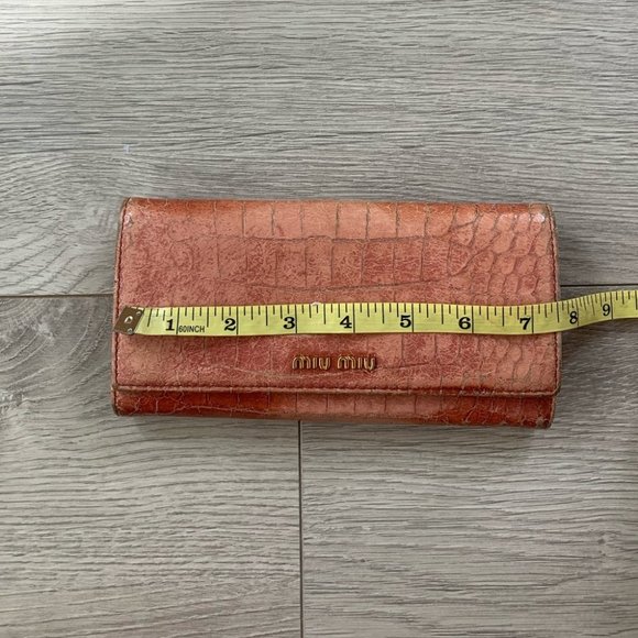 Miu Miu  Pink Leather Snap Closure Long Wallet - Picture 11 of 12